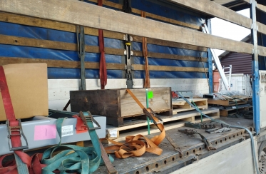 loading-of-agricultural-equipment-on-the-truck-trenze-logistics_4457-43e29e53b9304b4da672df88266c090a.jpg